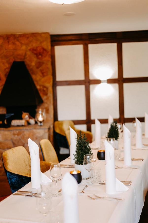 Romantik Hotel Schmiedegasthaus Gehrke バート・ネンドルフ エクステリア 写真